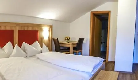 Bergwelt Гостьовий будинок 3*